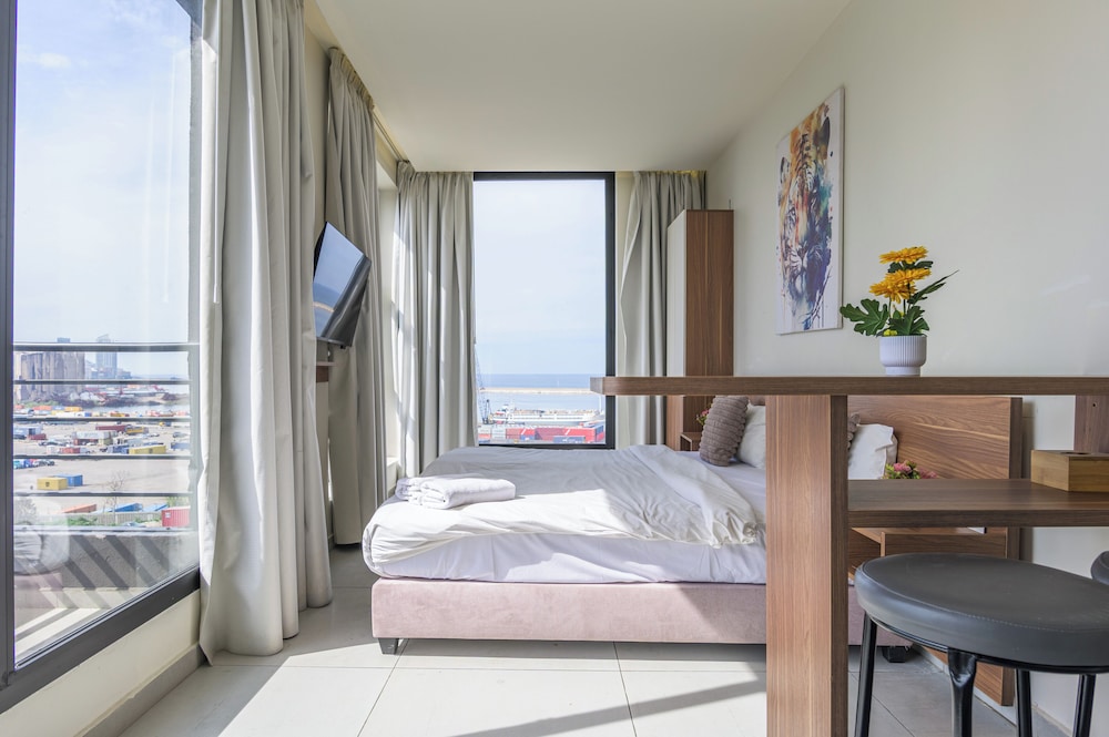 Gate 9 Tower -Studios & Apts Mar Mikhael