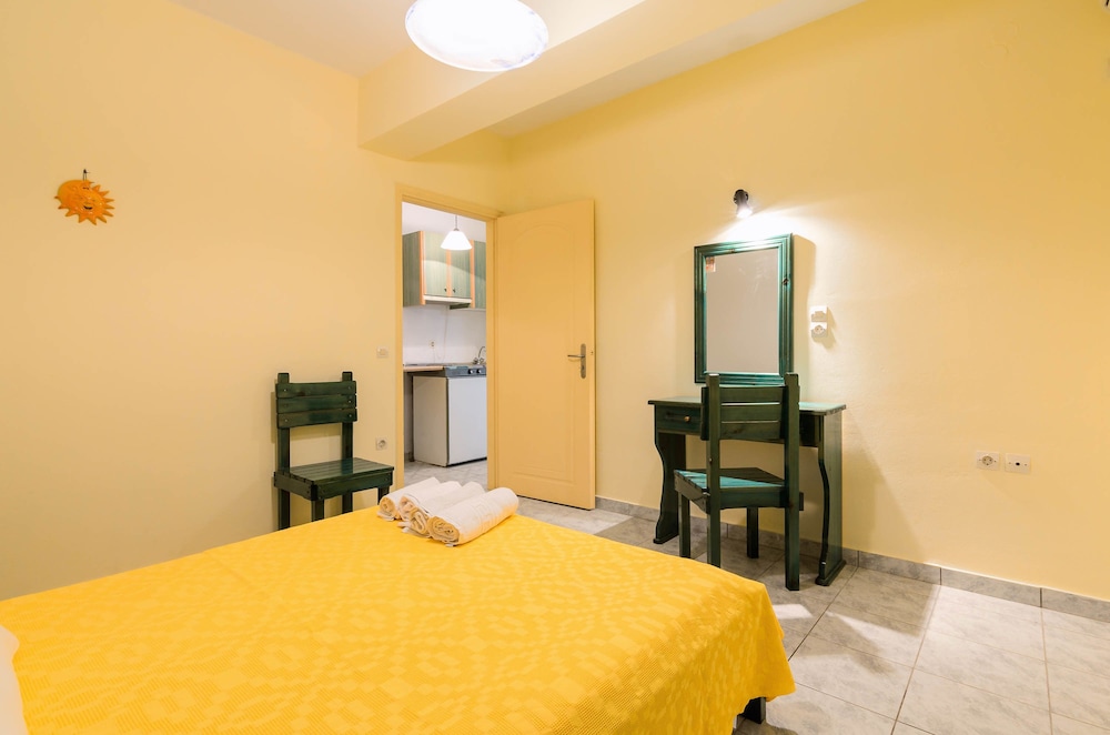 Regina Apartments