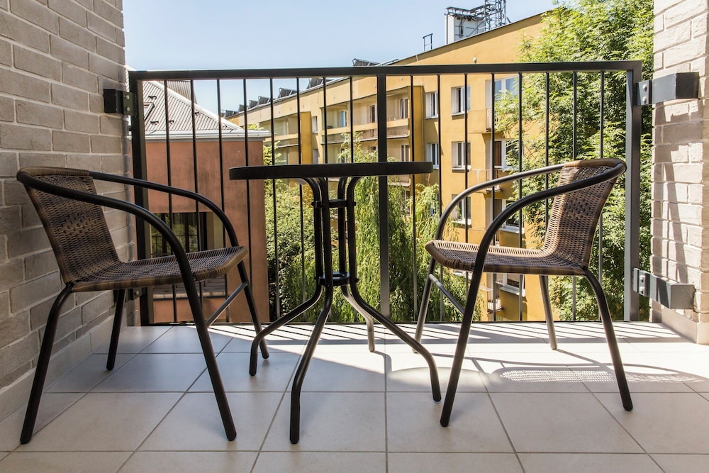 Piedmont House view 4