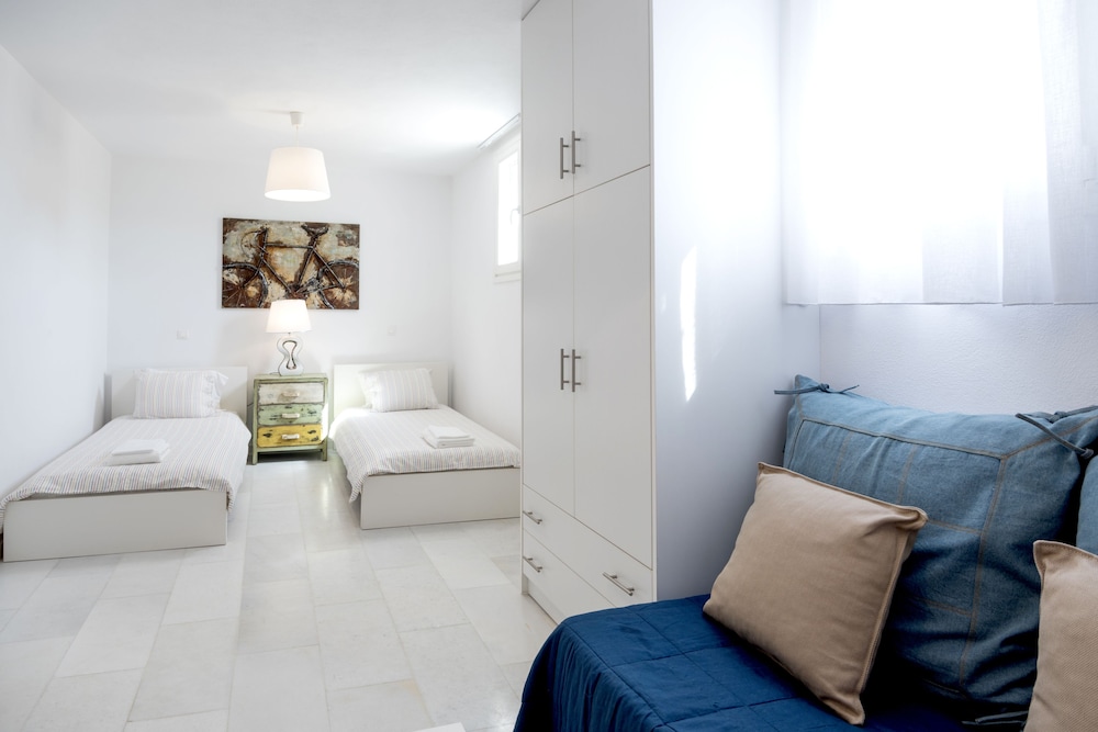 Naxian Resort