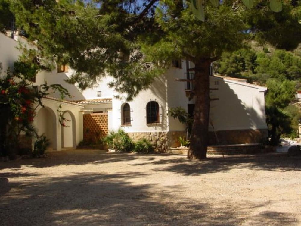 Bonestar in Javea With 5 Bedrooms and 2 Bathrooms