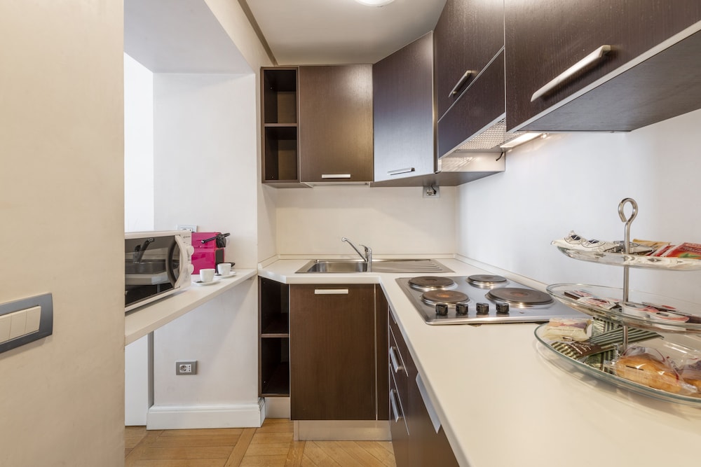 Milan Royal Suites & Luxury Apartments