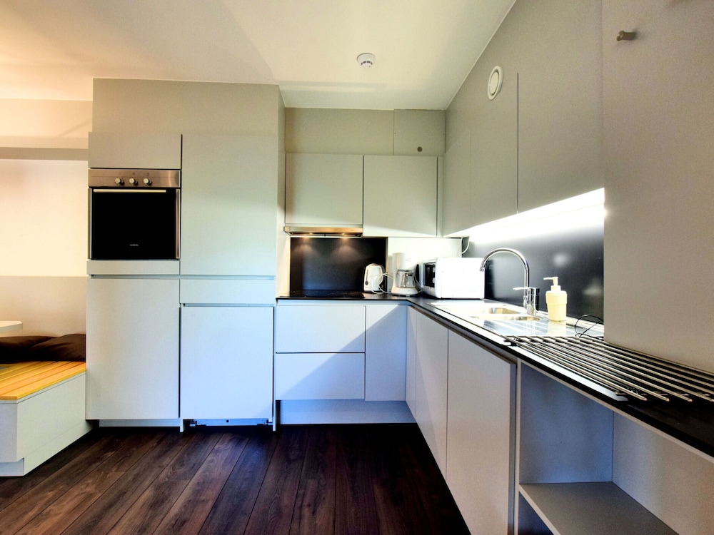 Chic Mansion in Robertville view 2