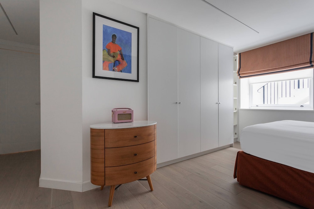 Winchester Street III by Onefinestay