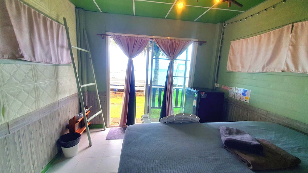 Kohchang 7 seaview bungalow