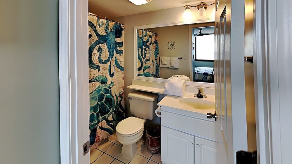 Sands Beach Club 515 2 Bedroom Condo