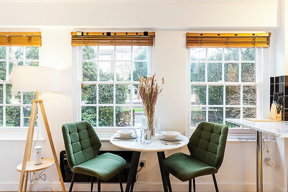 Putney Chic 1-bed Gem