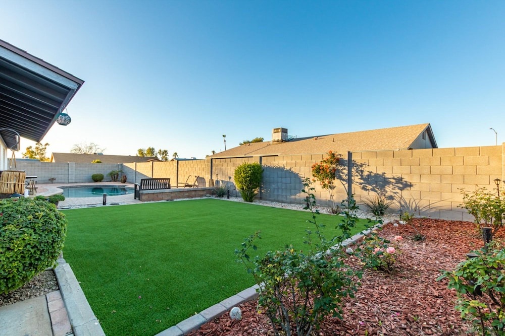 Xanadu Glendale Spring Training Westgate Pool