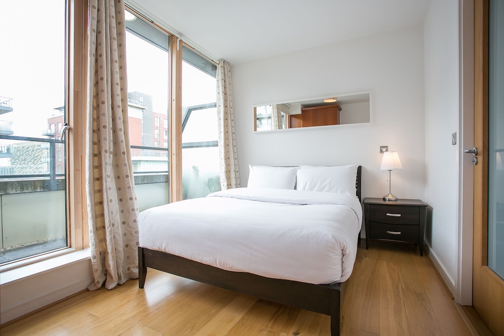 Grand Canal Square Apartments