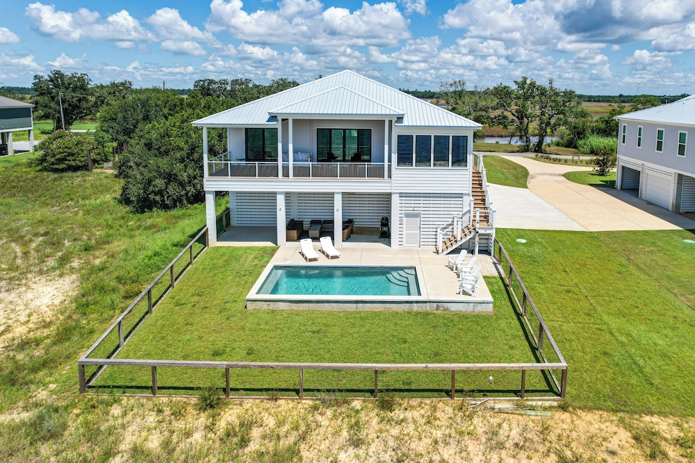 Luxury Beachfront Living! Epic Ocean Springs Home