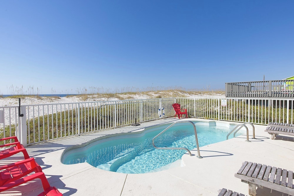 Triple Seas by Southern Vacation Rentals