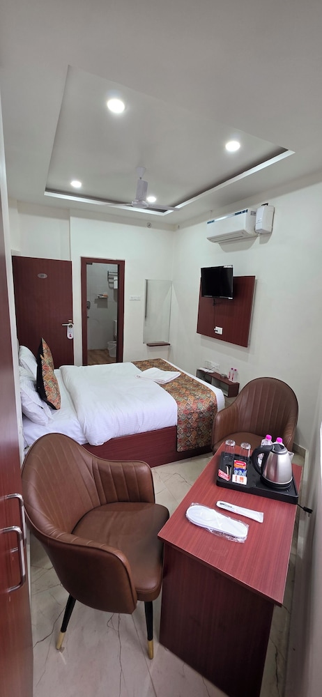 The Millennium Kashi Hotel