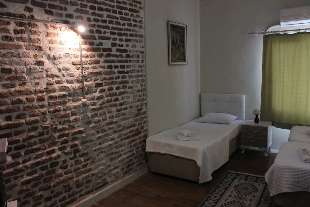 Macide Hanim Konağı - Image 34