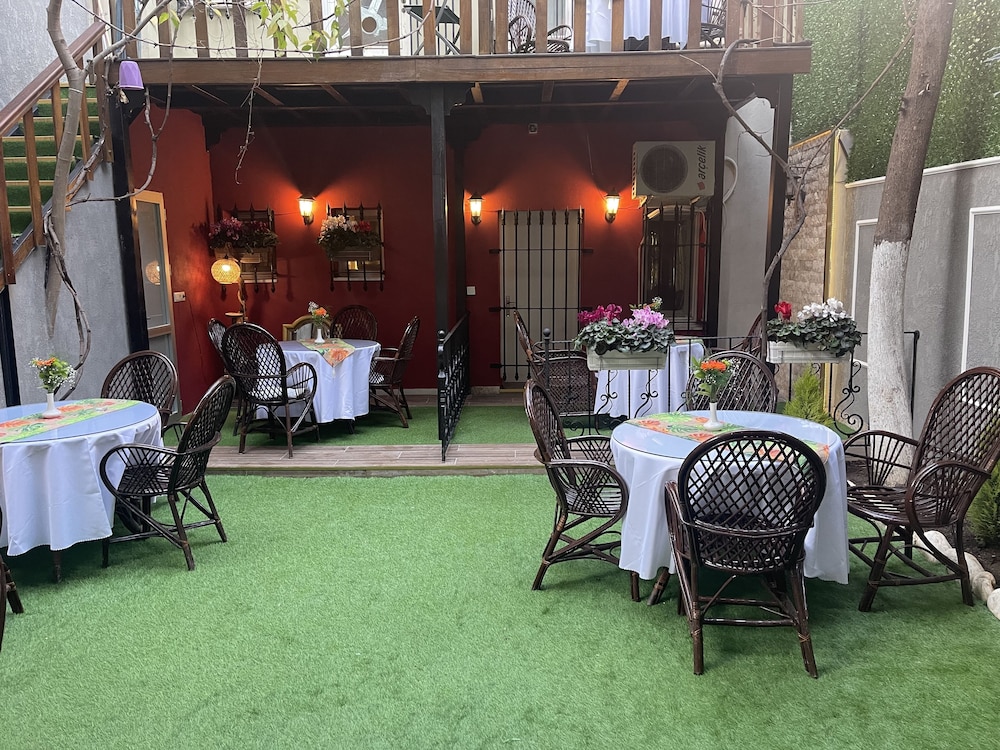 Moda Suit - Image 23