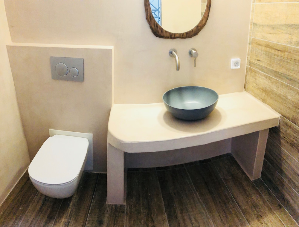 Aeris suites view 4