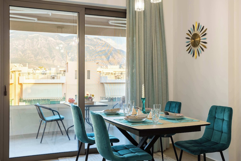 Artemis Sky Suite - Sea Escape With Mountain View