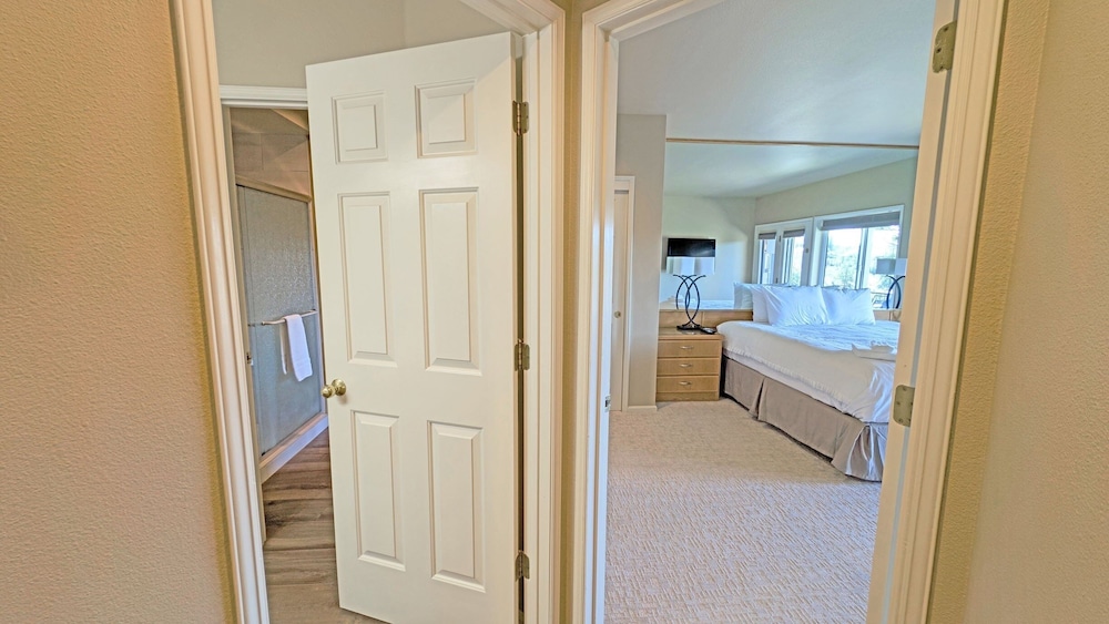 Mt Bachelor Village 331 A 1 Bedroom Condo
