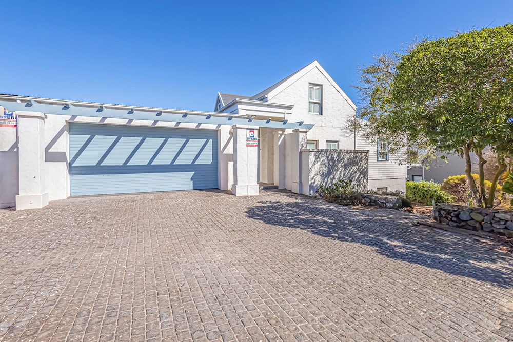 Tern Beach House, Langebaan, 8-sleeper