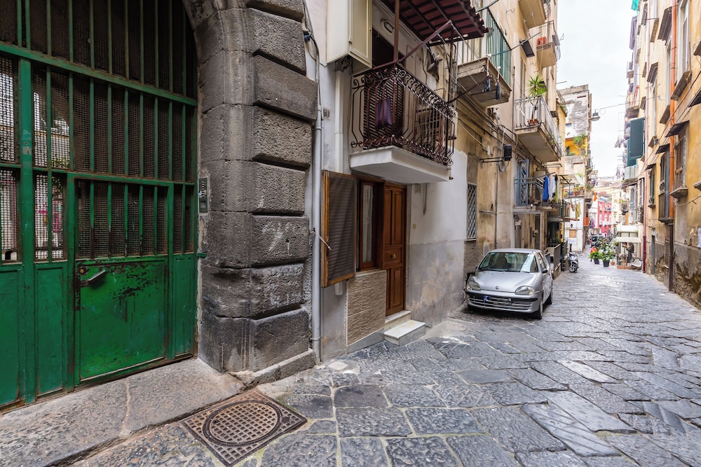 Art Apartment at Sanità