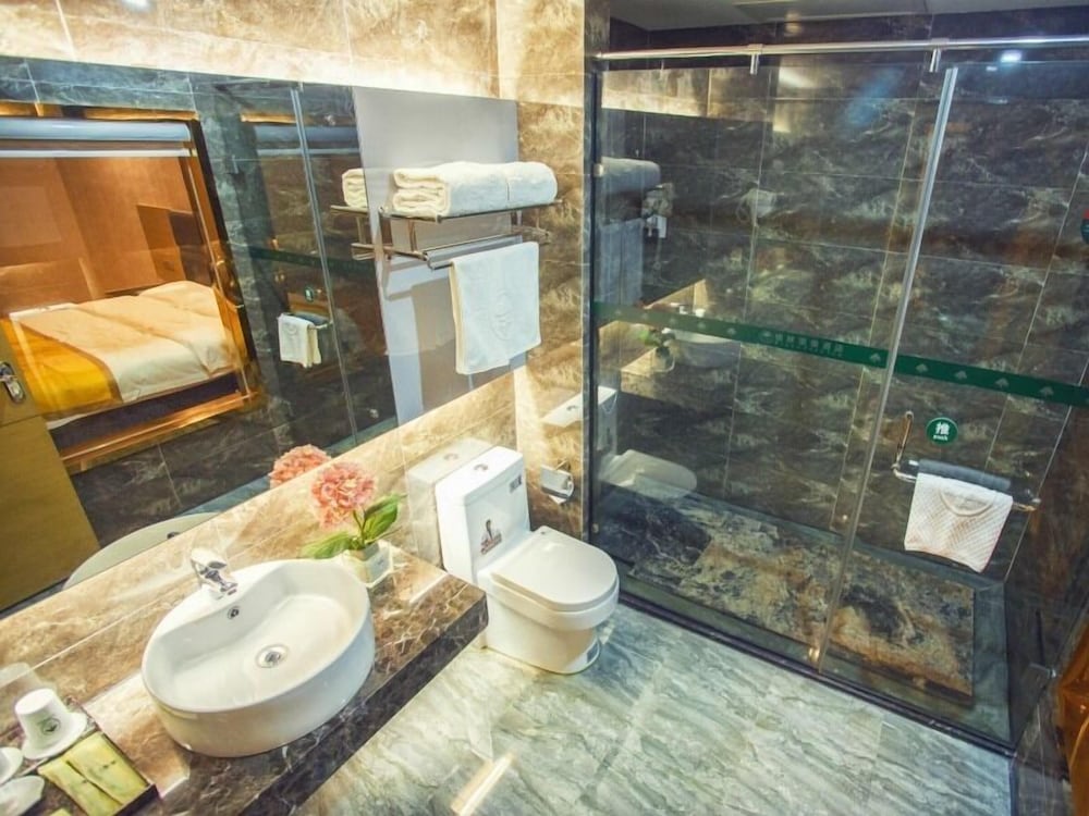 GreenTree Inn Shantou Jinping District Leshan Road Hotel