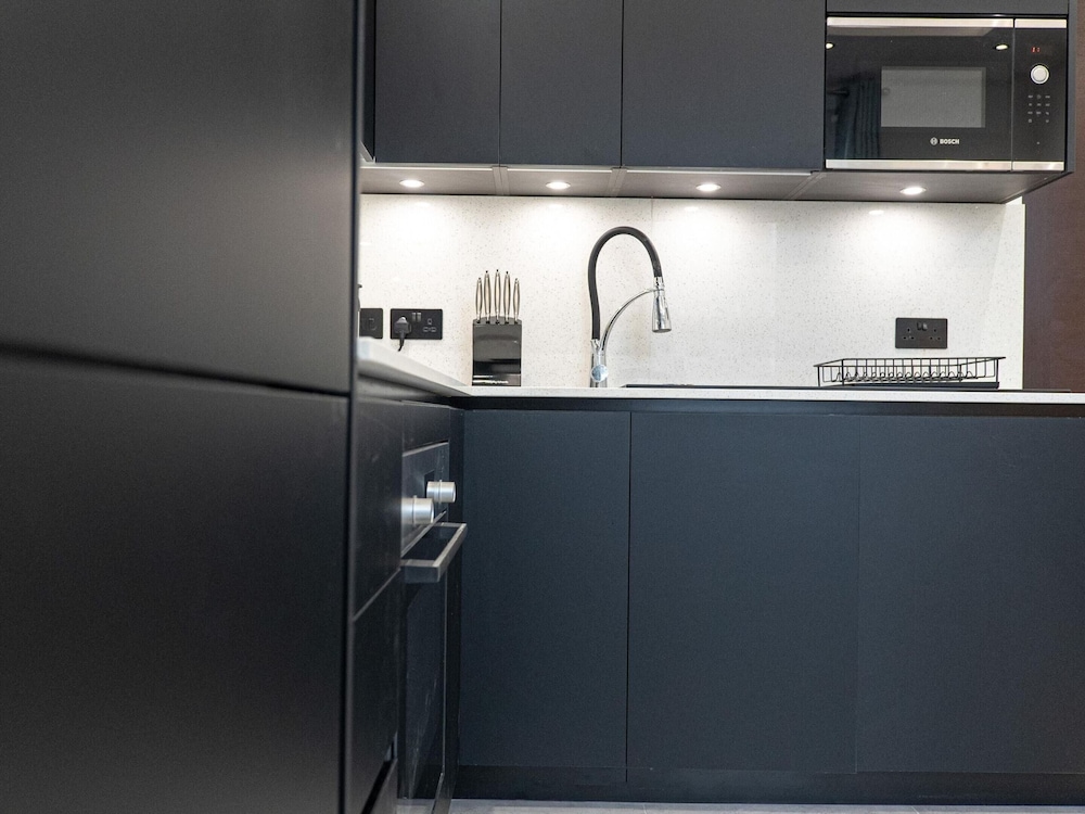 Discover Angel Central Two Bedroom by Belvilla