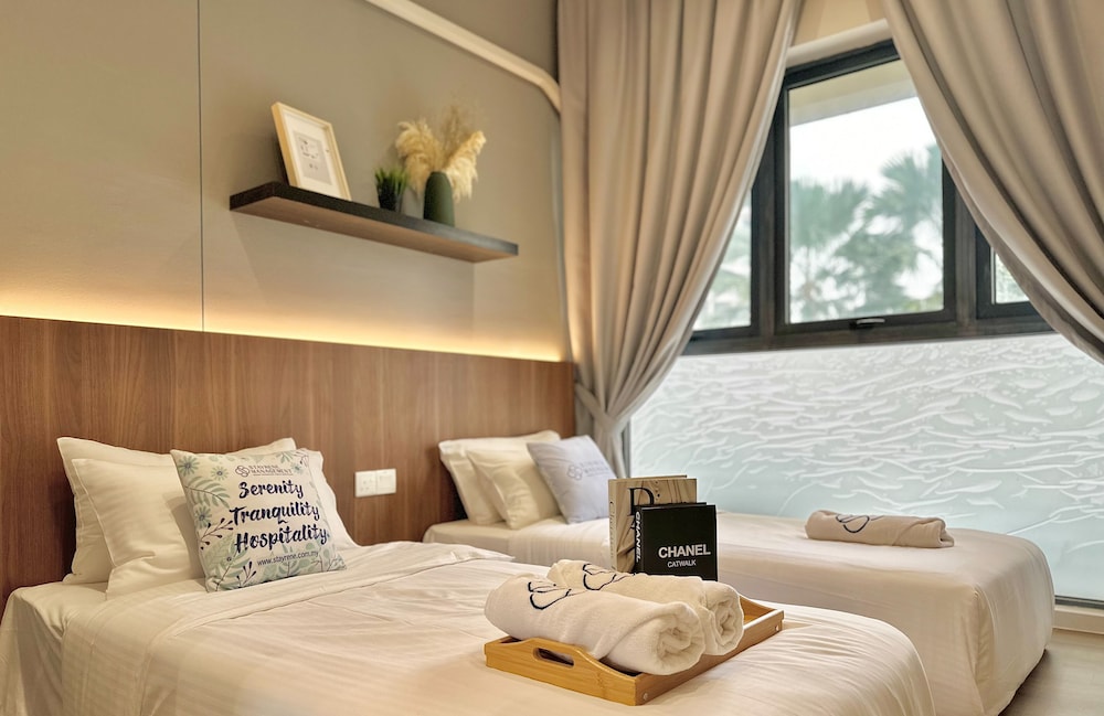 Country Garden Danga Bay Sea View Homestay by Stayrene