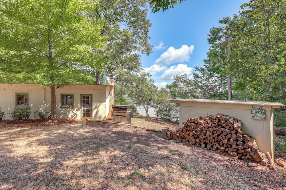 Dock + Stunning Views: Forested Lake Martin Cabin!