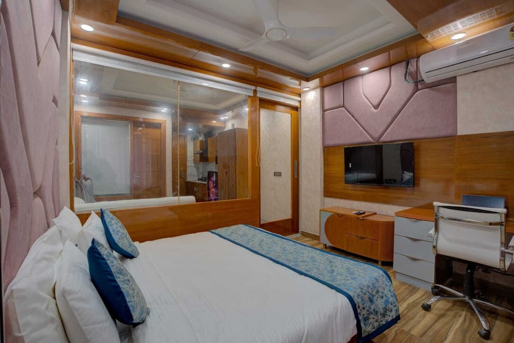 Platinum Service Apartment DLF Cyberhub