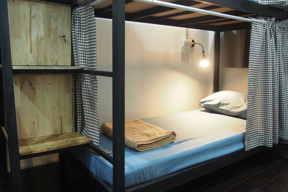 D Hub Hostel