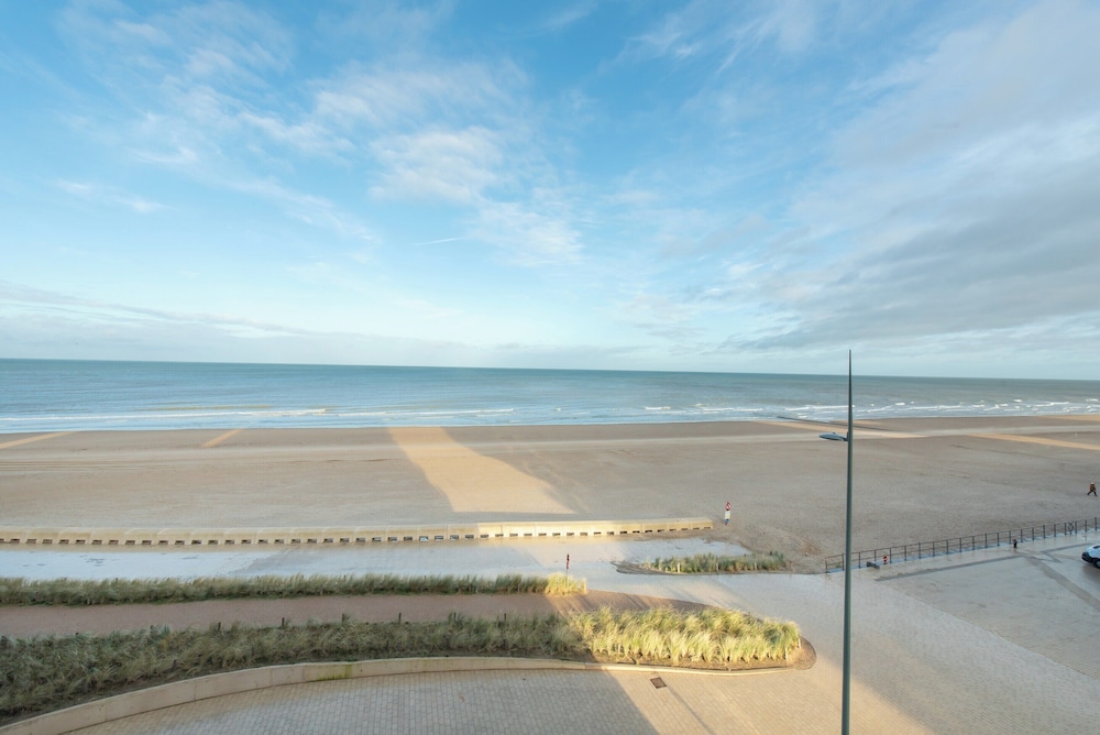 Apartment in Middelkerke Near Beach & Casino
