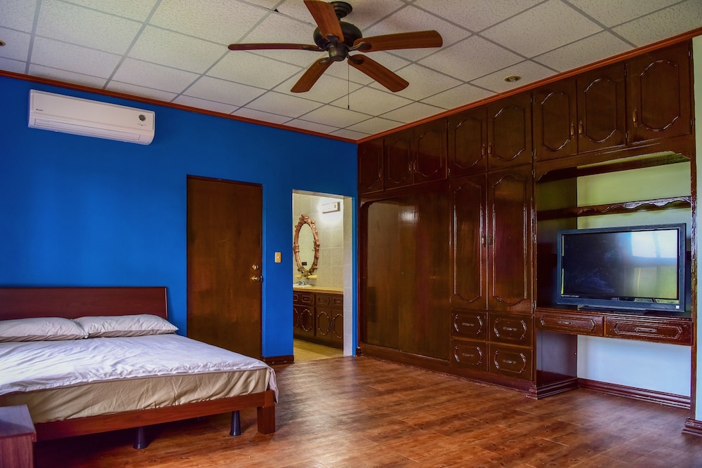 Saipan Stay Lounge