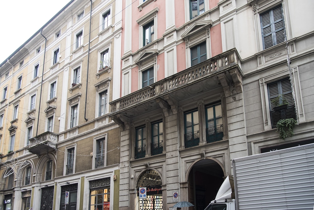 Pleasant 2 Bedrooms Flat in Brera