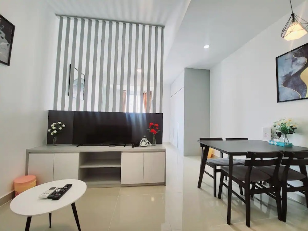 Sunrise City View Apartment