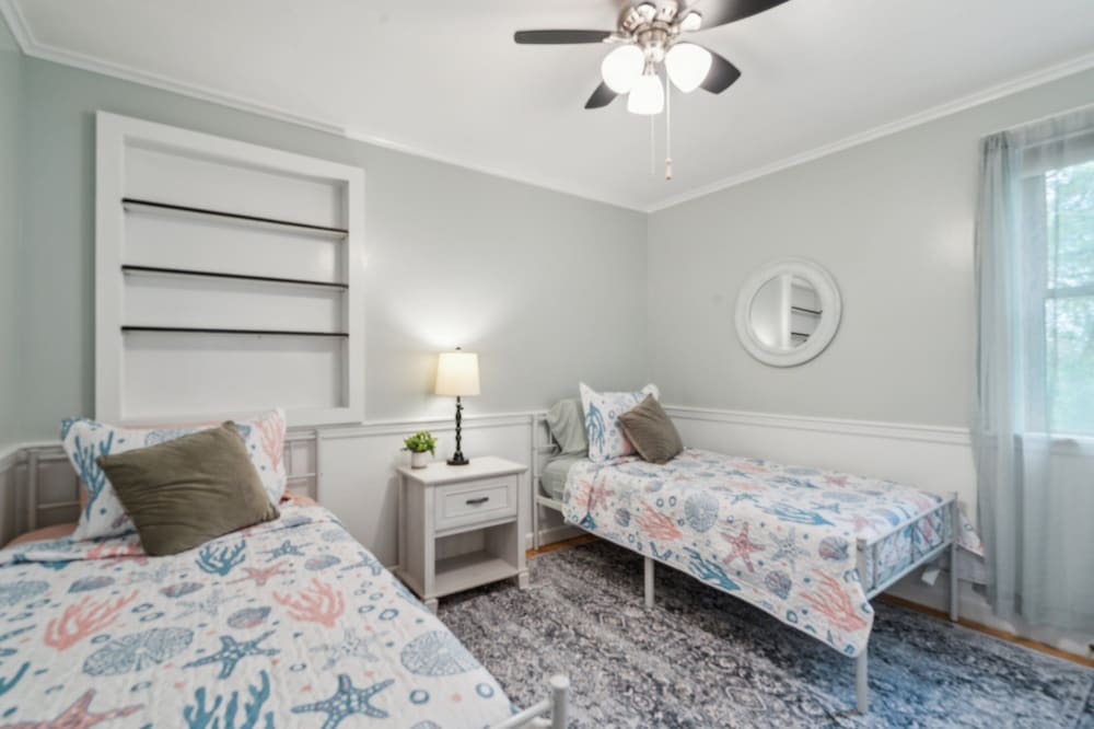 Coastal Comfort With Stunning Harbor Views 3 Bedroom Home