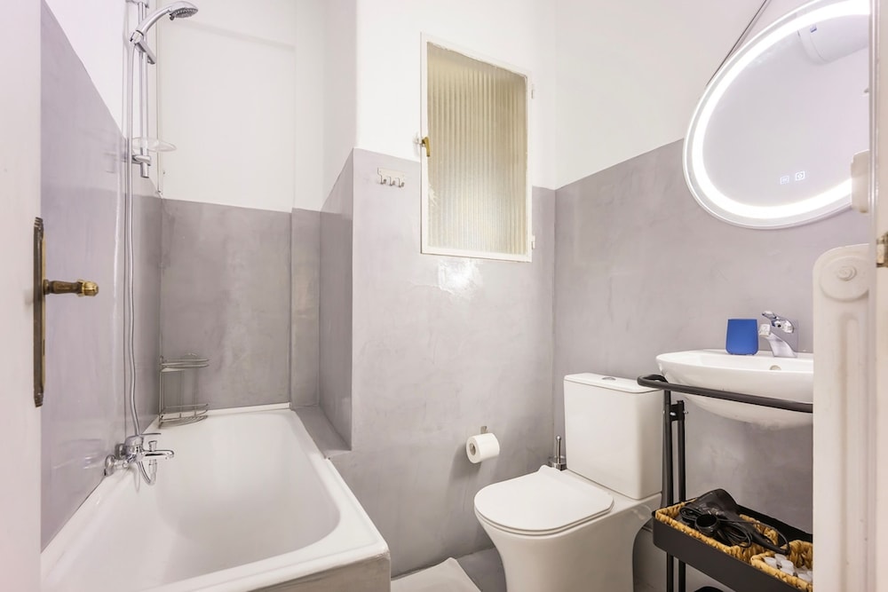 Diakou 38 Sunny Cozy 3bd apt Just a min Away to Acropolis