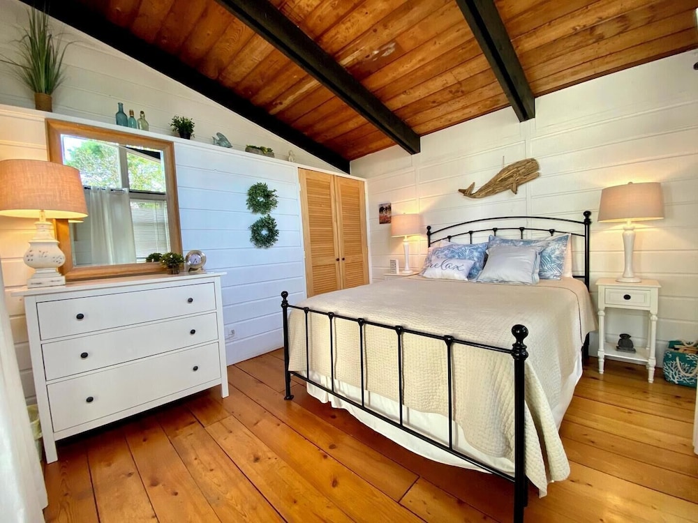 Carolina Street 210