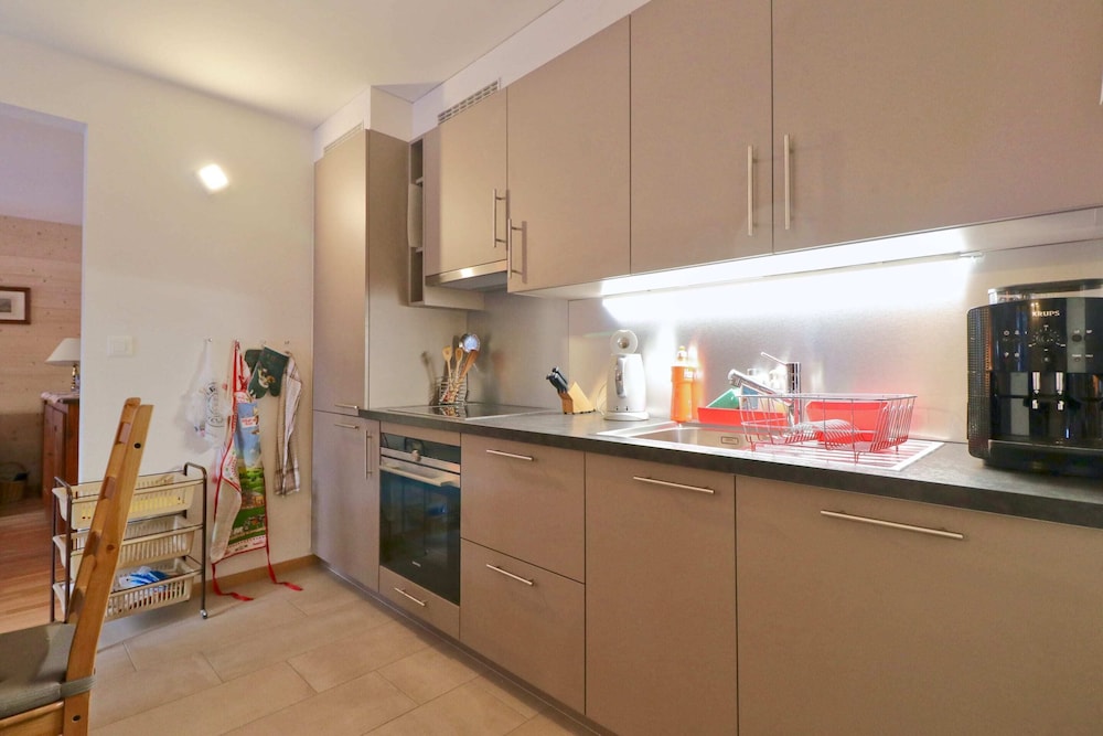 Beautiful Apartment in the Mayens de Sion, 500m From 4 Vallées ski Area