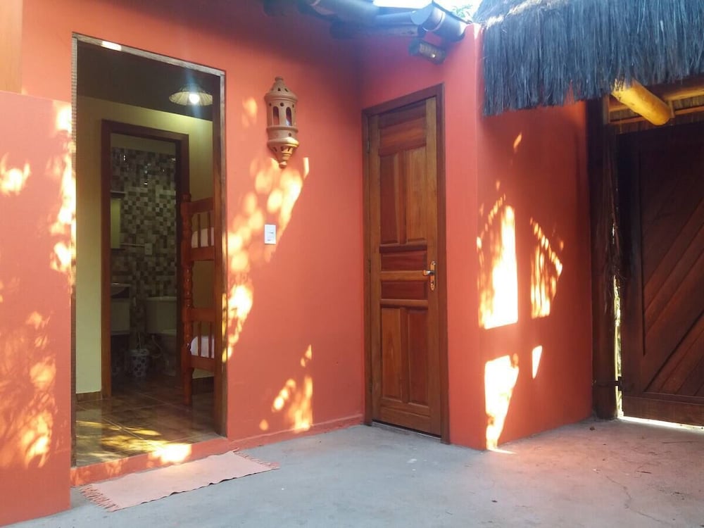 Casa de Temporada Felicidade, 38 Hóspedes, 2 Piscinas, 9 Suítes e 2 Churrasqueiras em Itacaré Bahia