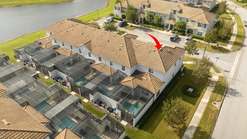 3085 TS - Opulent 5 BR Townhome Private Pool