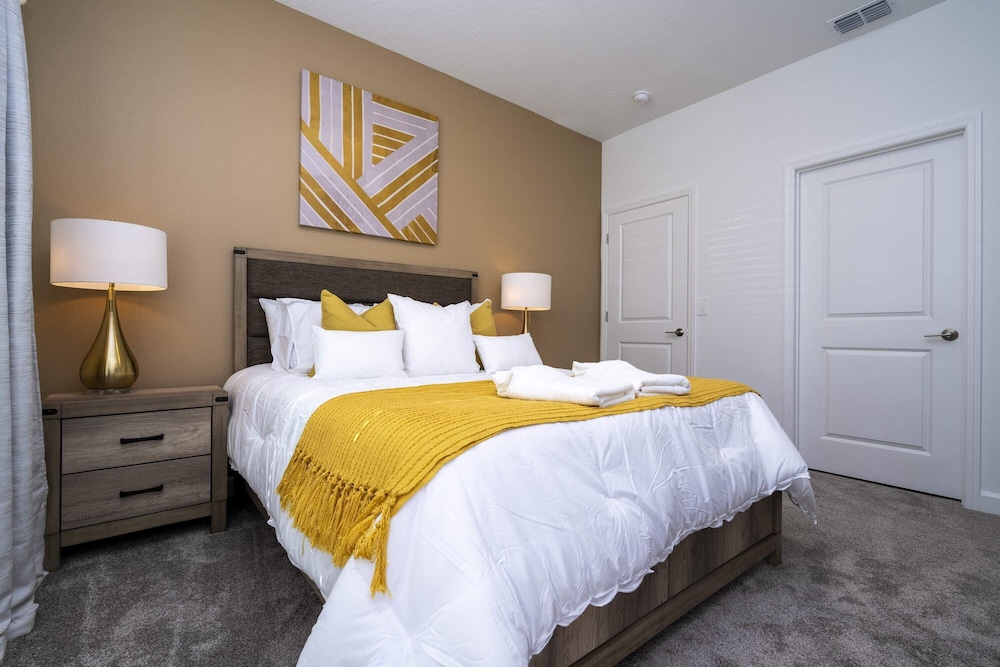 WonderFull 4Bd with Pool at Champions Gate 1174 - Image 2