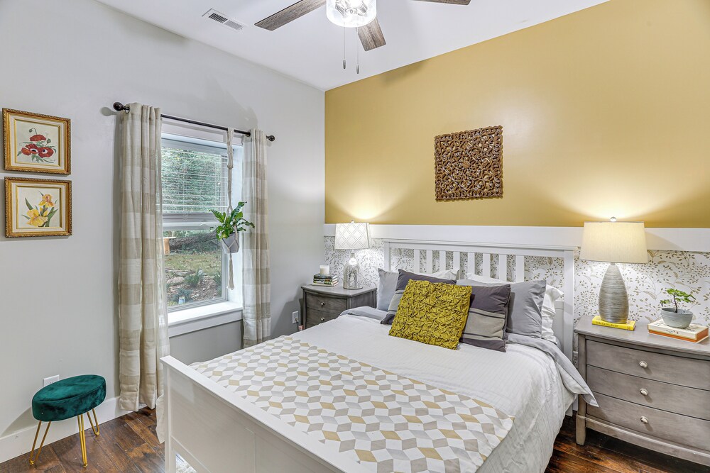 6 Mi to Downtown: Apartment in Chattanooga!