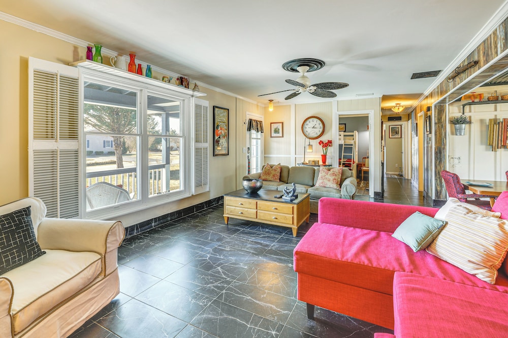 Family Home w/ Private Pool & Hot Tub in Lewes