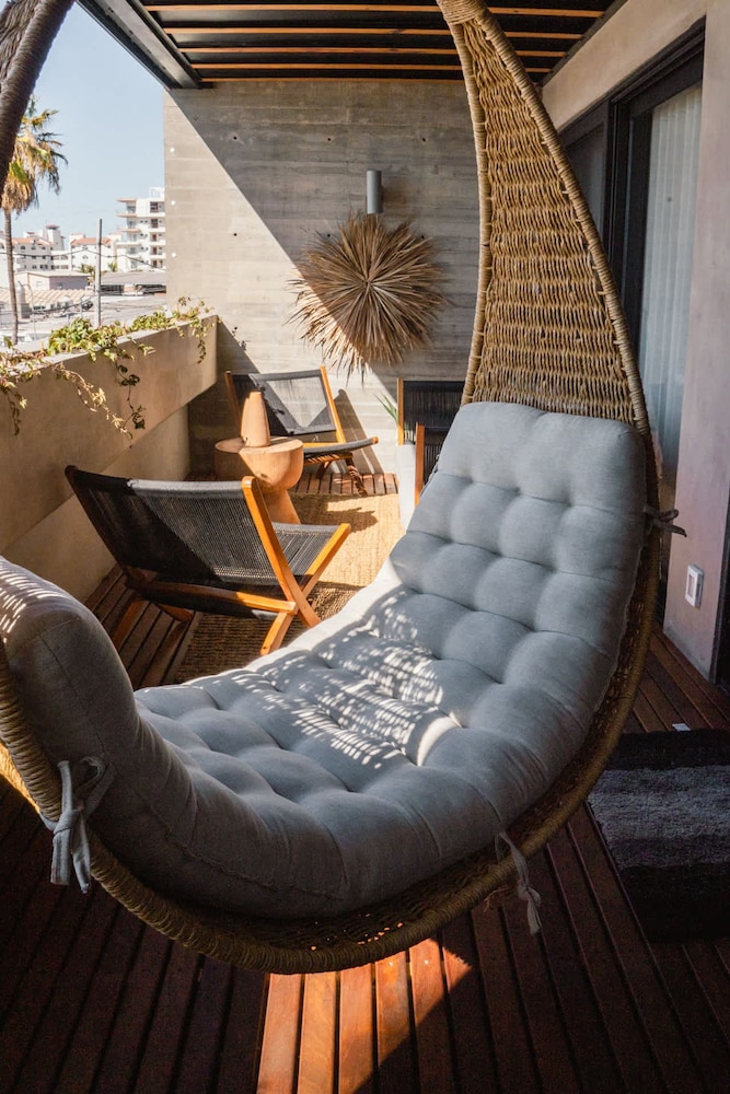 w Bright 2BR Apartment w Seaview in La Paz