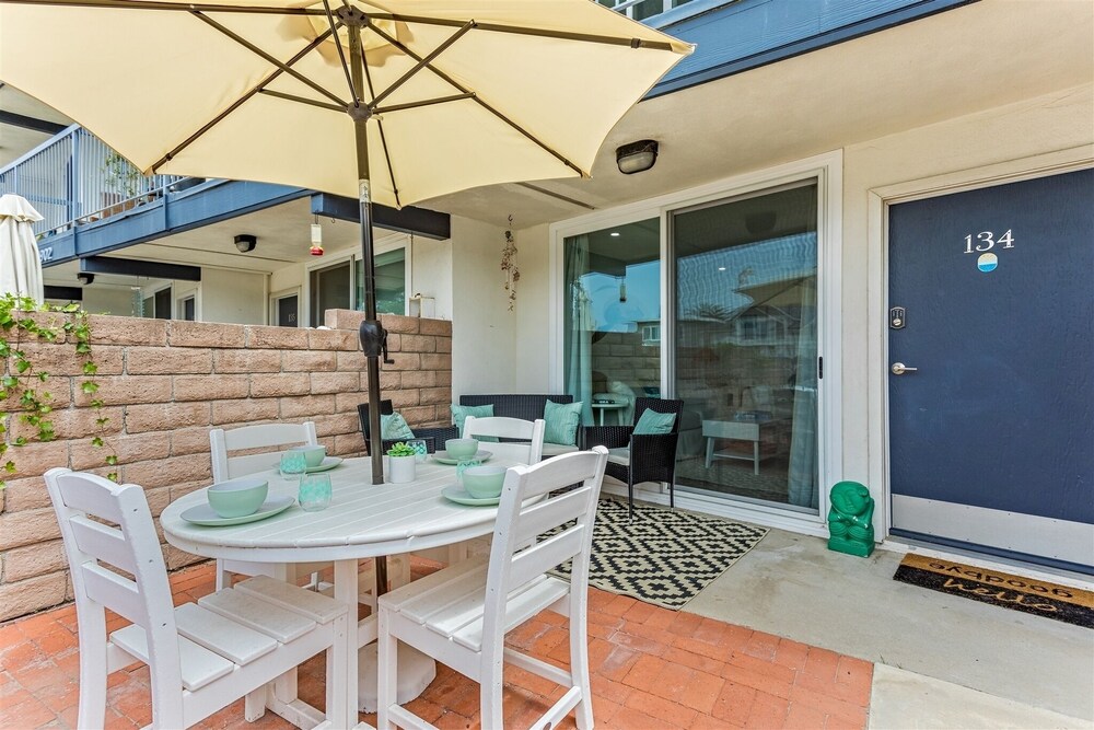 Gorgeous Beach Condo W/private Patio #134 1 Bedroom Condo by Sunset Shores Condominiums