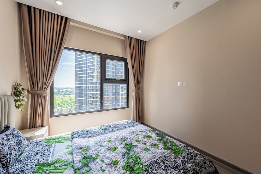LA Nest 1BR River View Near Vincom