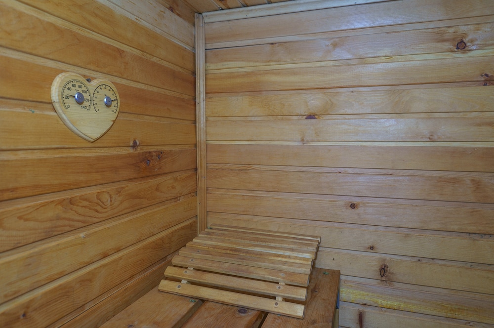Lesnaya Skazka Guest House