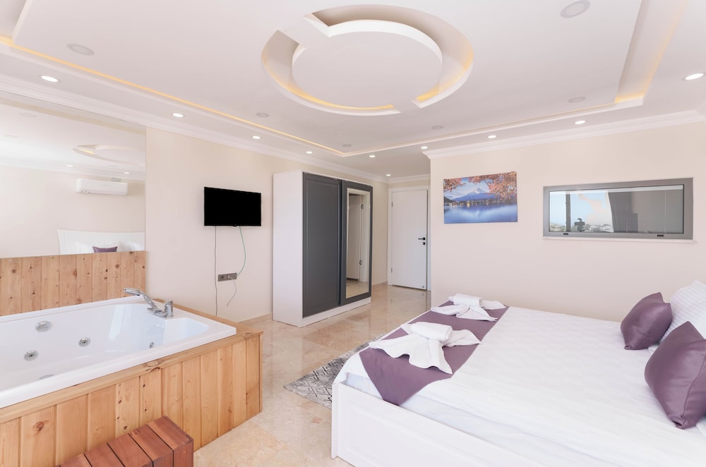 Grand Emora Villas