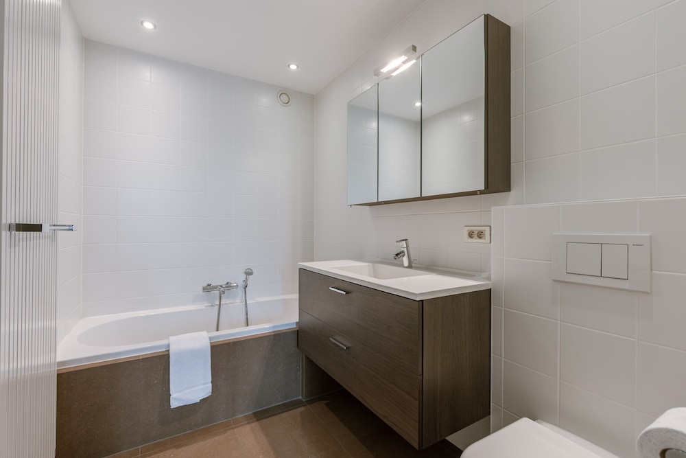 Huswell - Spacious Apartment Nearby the sea in Knokke-heist
