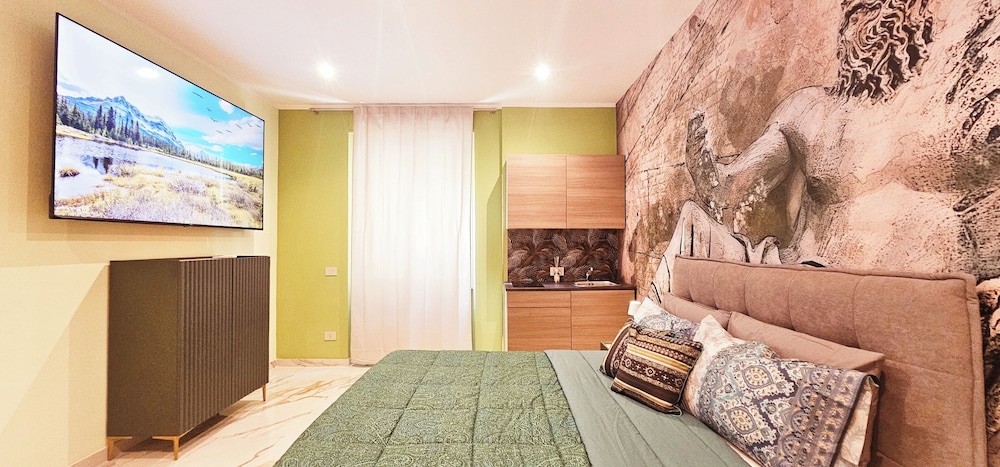 Il Magnifico Superior Rooms 400m from Tiburtina Railway Station and 290m from Metro
