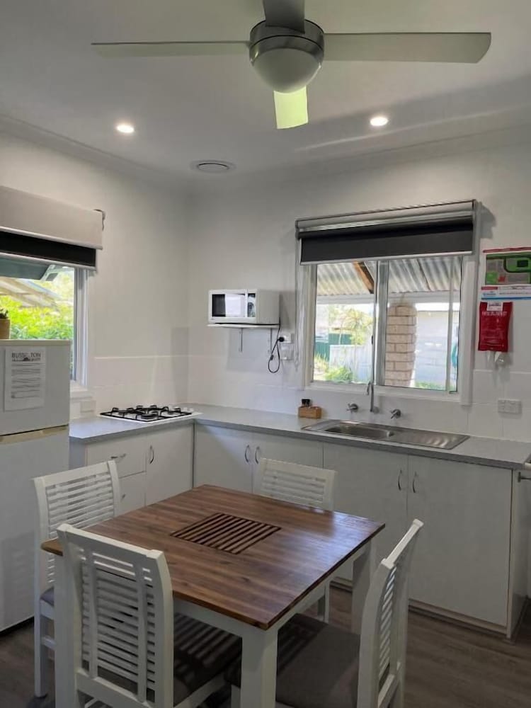Busselton Jetty Chalets